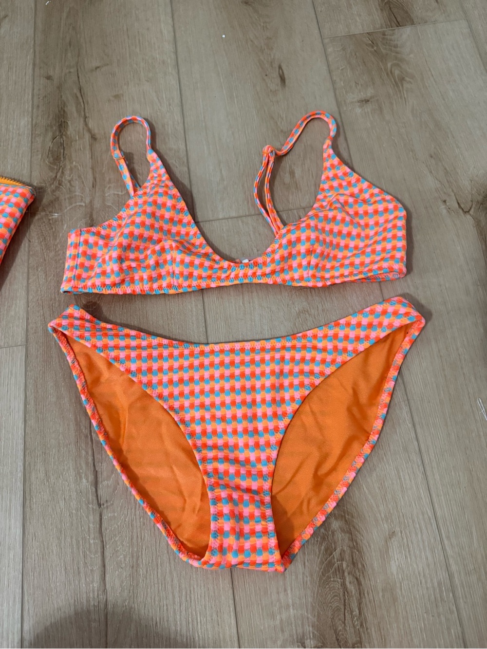 Triangl - Orange Set